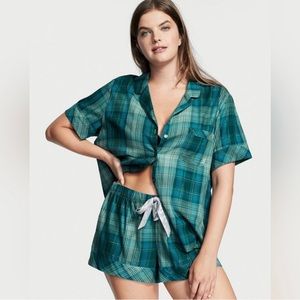 Victoria’s Secret Plaid PJ Short Set NWT!